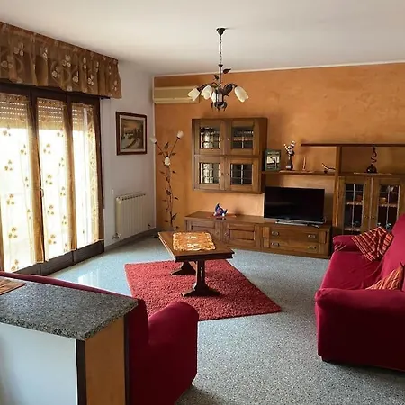 “casa Alex” A Pochi Km Dal Mare *