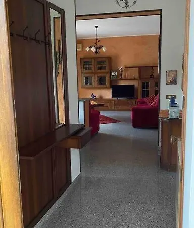 “casa Alex” A Pochi Km Dal Mare Nyaraló *